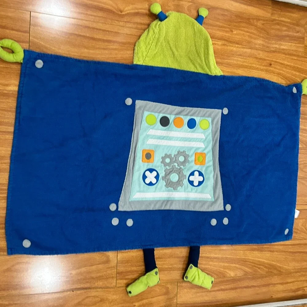 Bundle: (2) Hooded towels